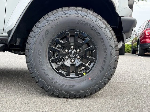 New 2026 White Ford Raptor image 8
