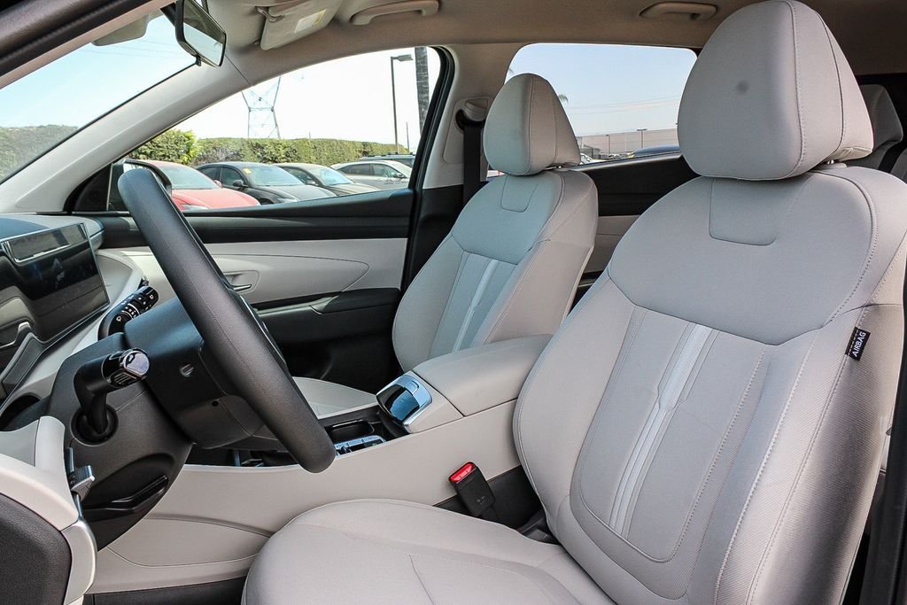 New 2026 Black Hyundai SEL image 18