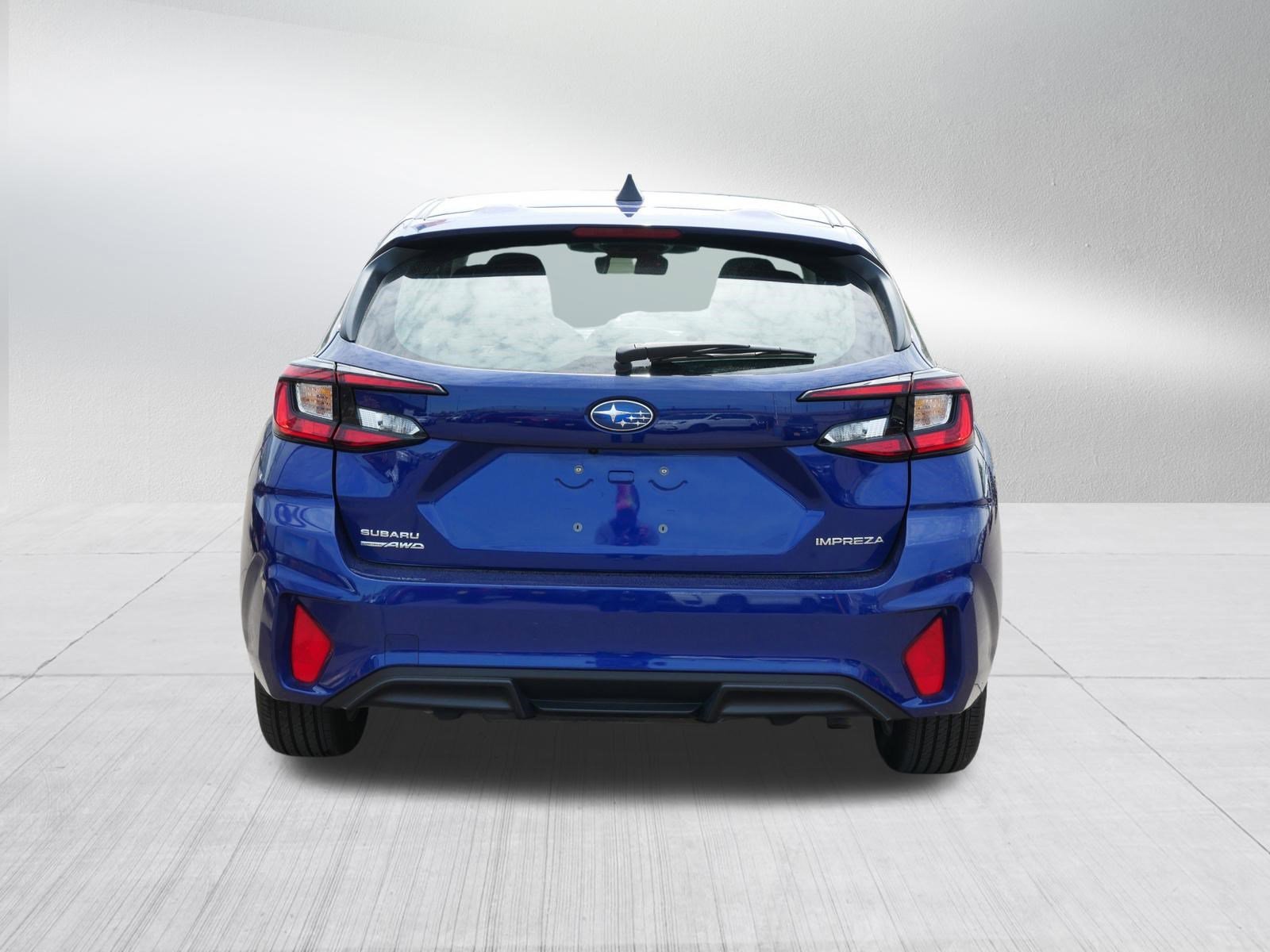 Used 2025 Sapphire Blue Pearl Subaru  image 6
