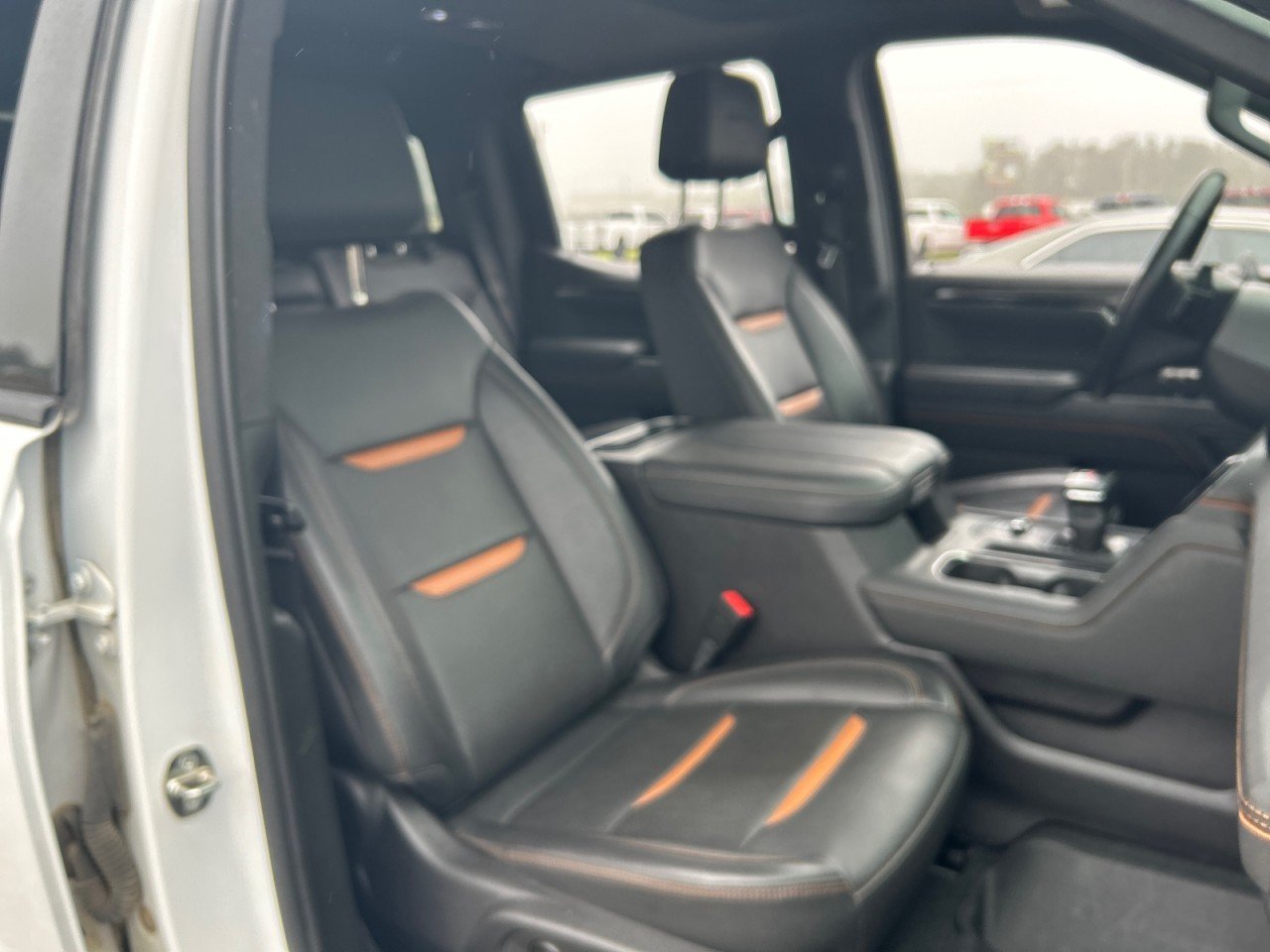 Used 2024 Summit White GMC AT4 image 18