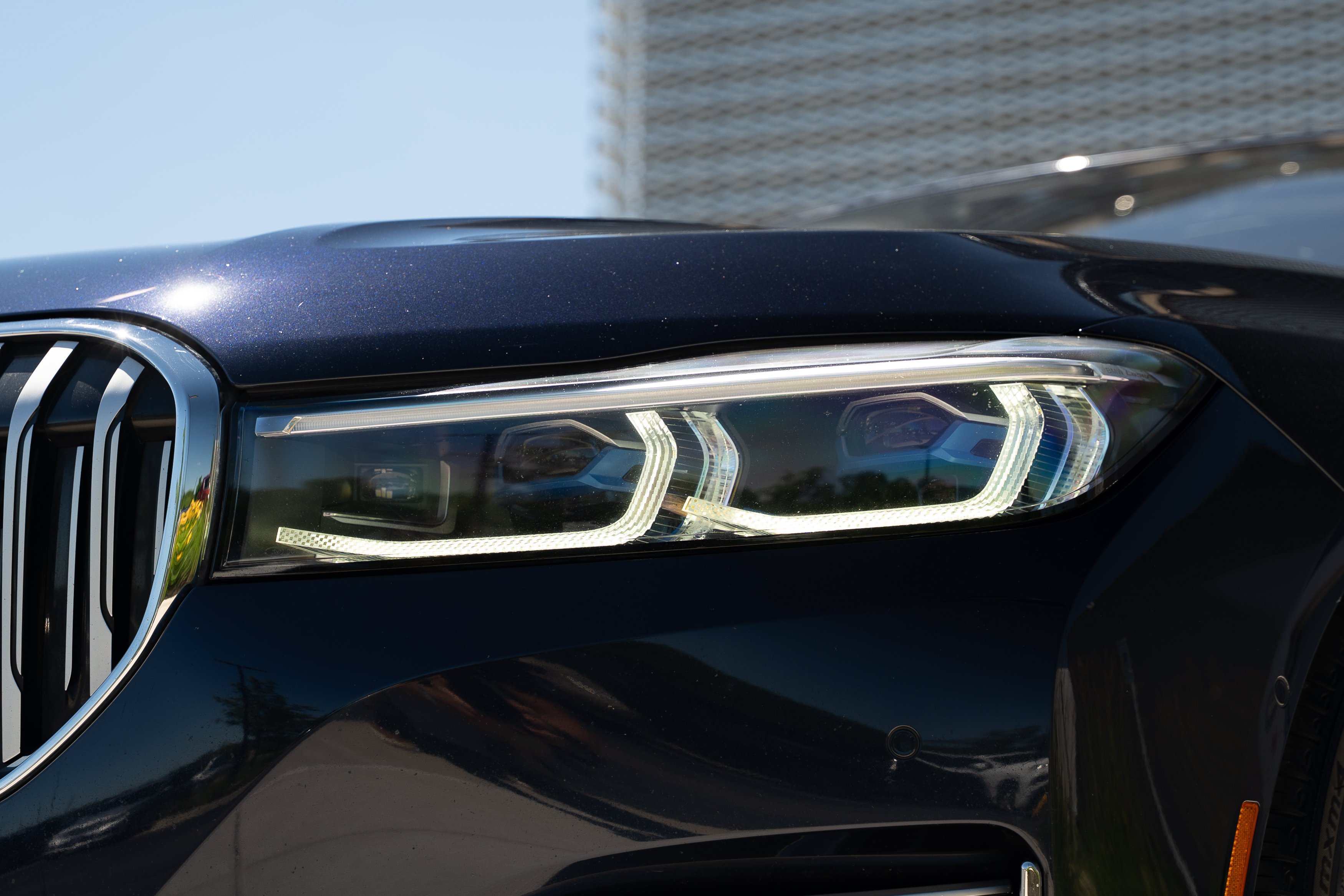 Used 2020 Imperial Blue Metallic BMW 750i xDrive image 40