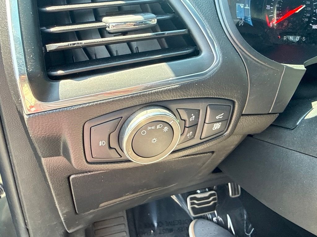 2022 Ford Edge ST - Photo 18
