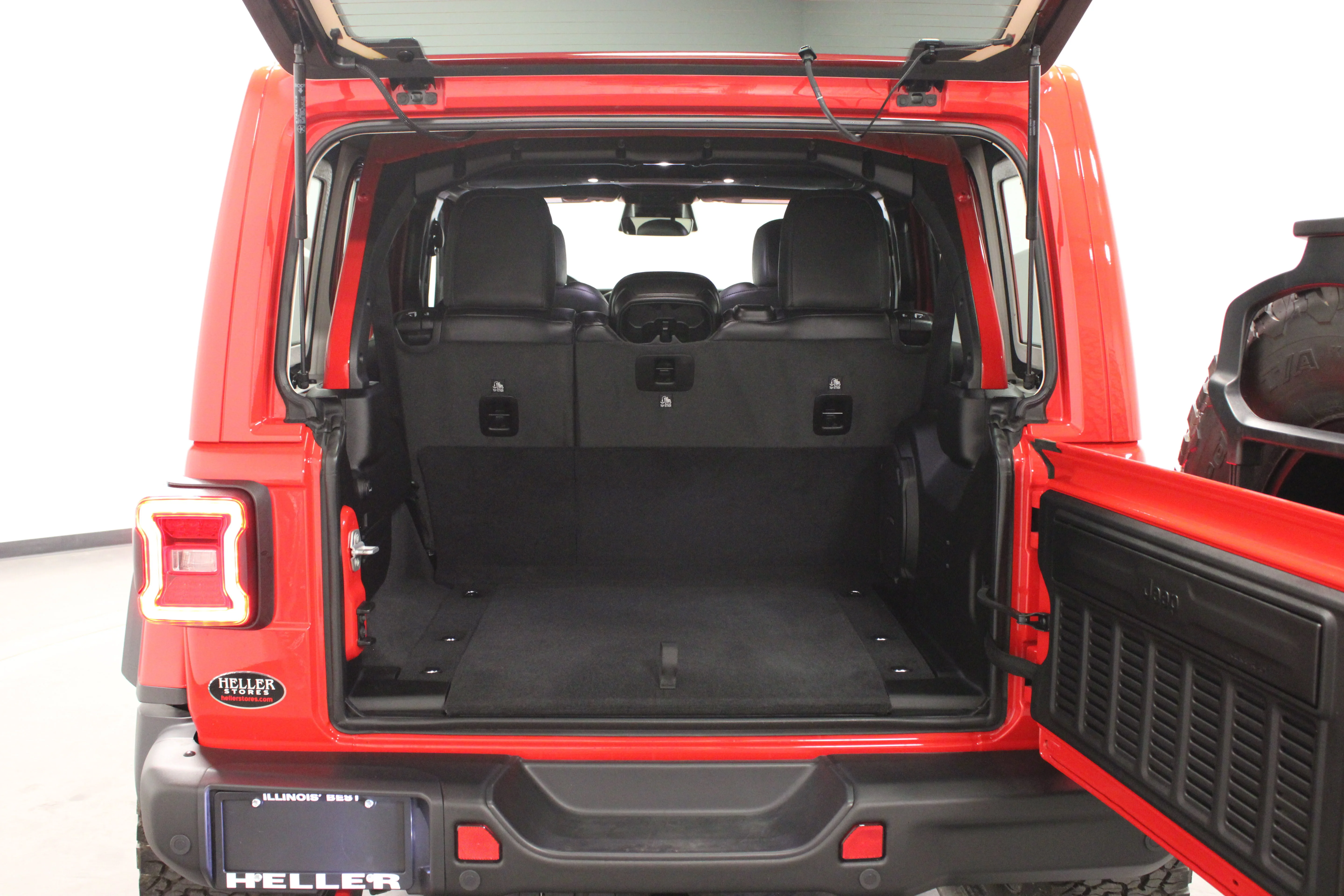 Used 2026 Firecracker Red Clearcoat Jeep Rubicon X image 13