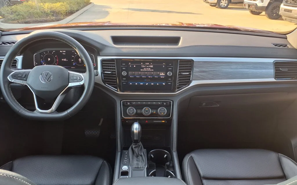 Used 2022  Volkswagen 3.6L V6 SE w/Technology image 19