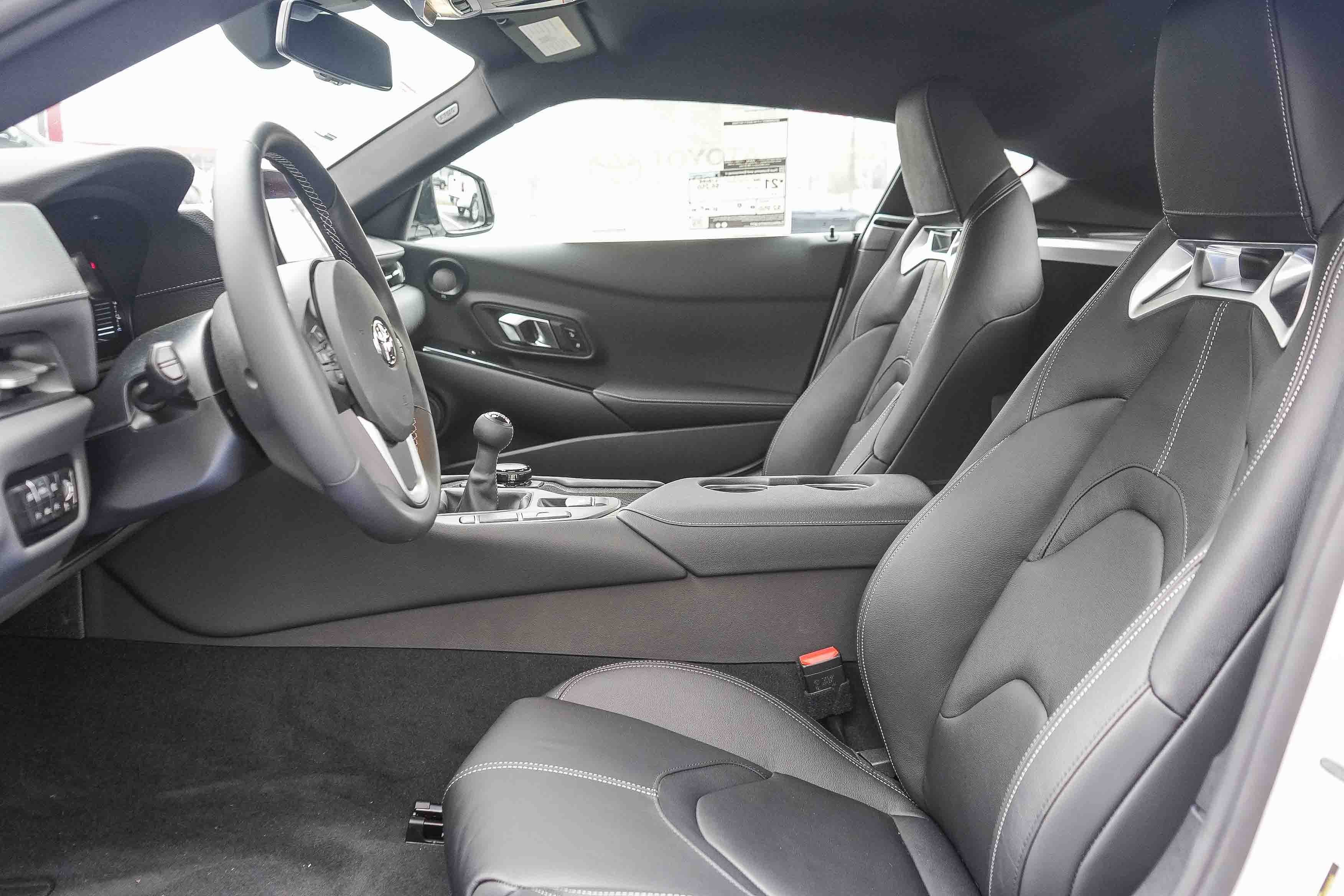 2026 Toyota Supra Premium - Photo 18