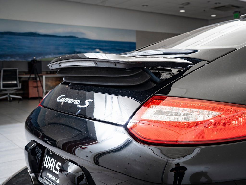 Used 2009 Black Porsche Carrera S image 21