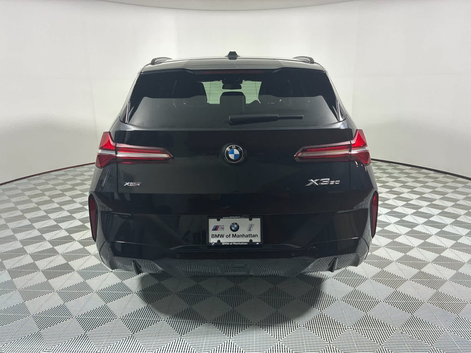 Used 2026 Black Sapphire Metallic BMW 30 xDrive image 3