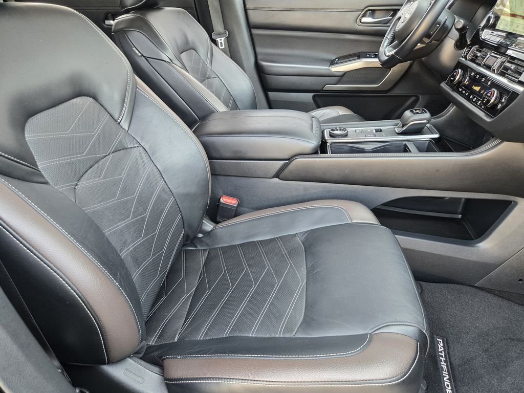 2023 Nissan Pathfinder Platinum - Photo 8