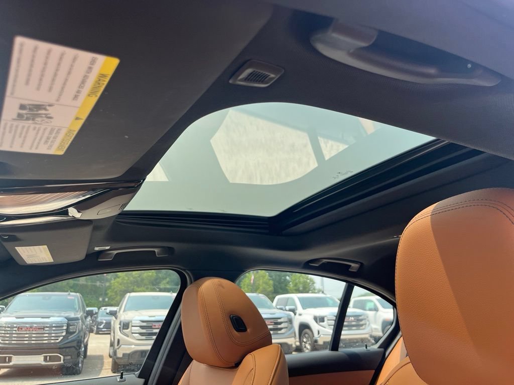 Used 2022 Portimao Blue Met BMW 330i xDrive image 22