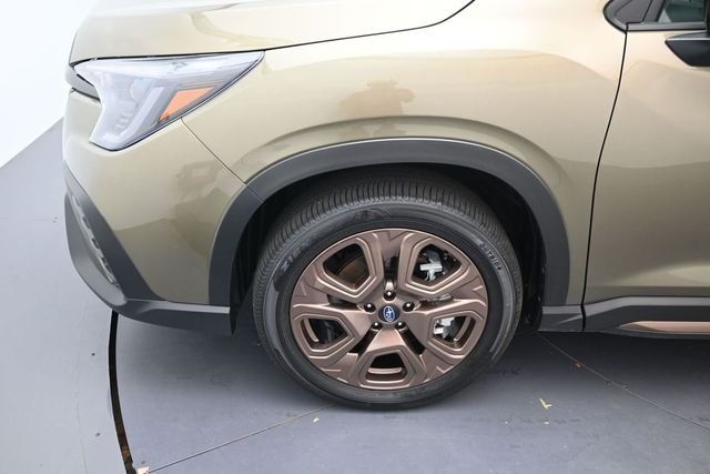 Used 2025 Green Metallic Subaru Limited Bronze Edition image 8
