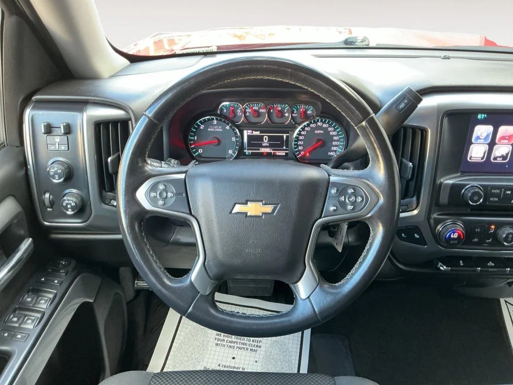 Used 2015 Red Chevrolet LT image 12