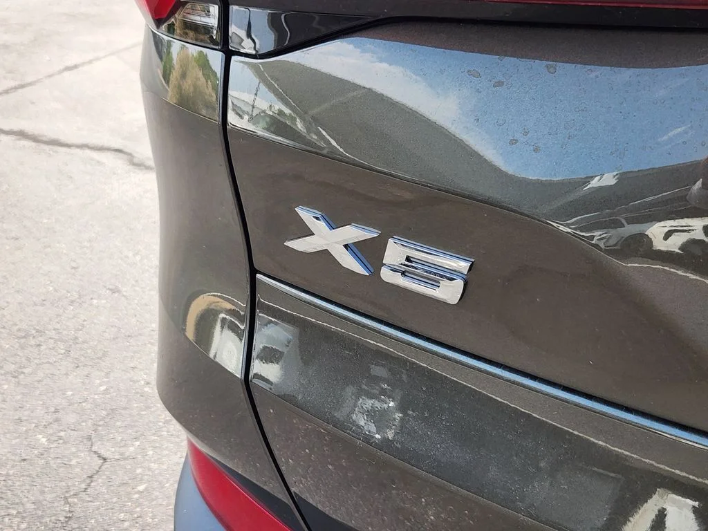 New 2026 Manhattan Green Metallic BMW xDrive40i image 20