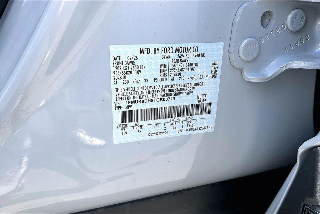 New 2026 Space White Metallic Ford Active image 34