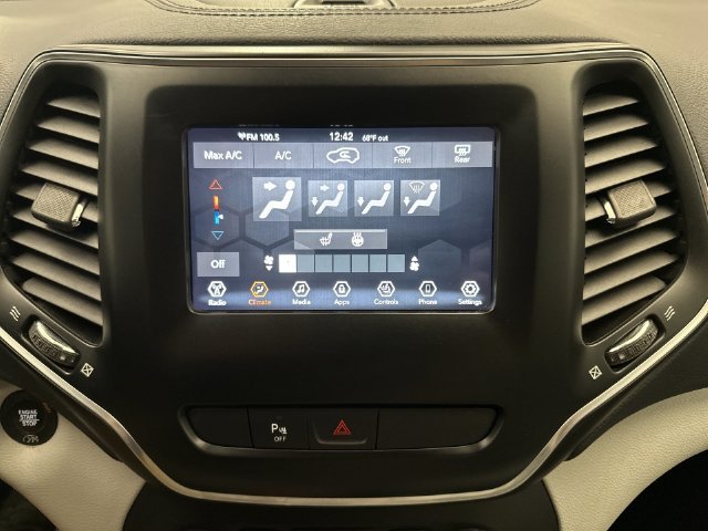 Used 2020 Blue Jeep Latitude Plus image 20