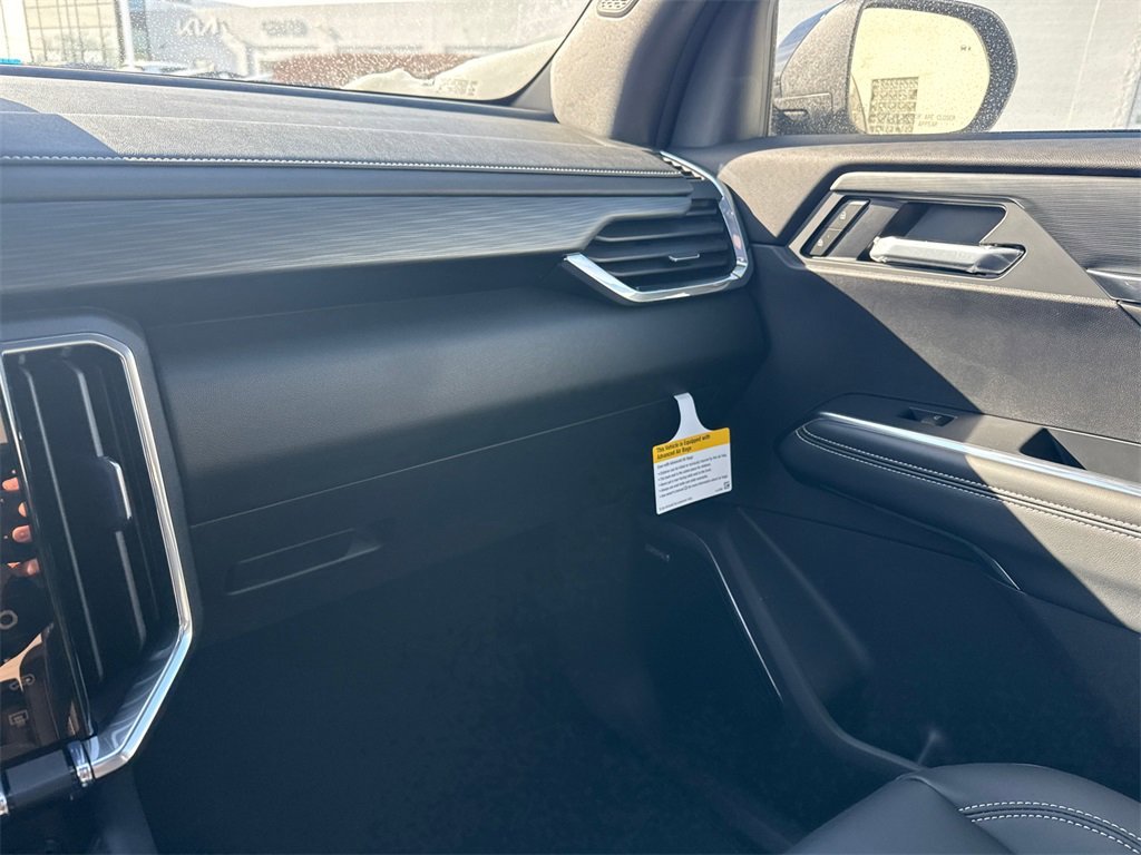 2026 GMC ACADIA - Image 26