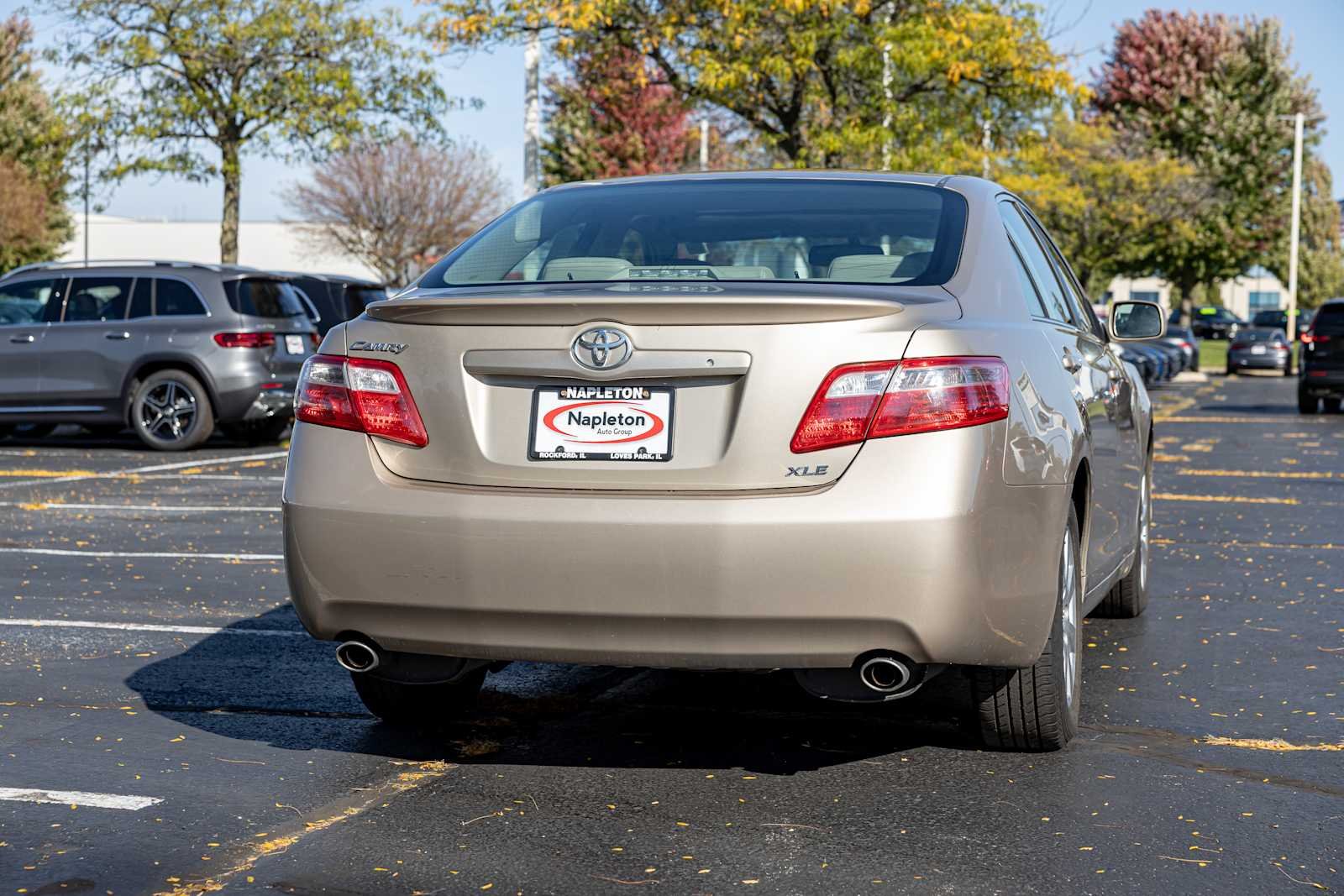 Used 2007 Desert Sand Mica Toyota LE image 5