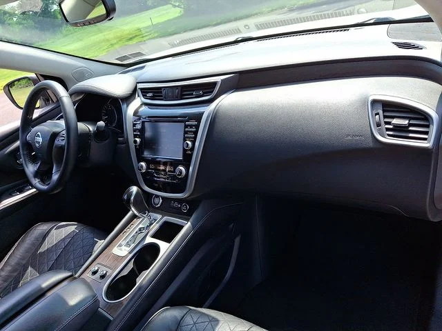 Used 2020 White Nissan Platinum Intelligent AWD image 75