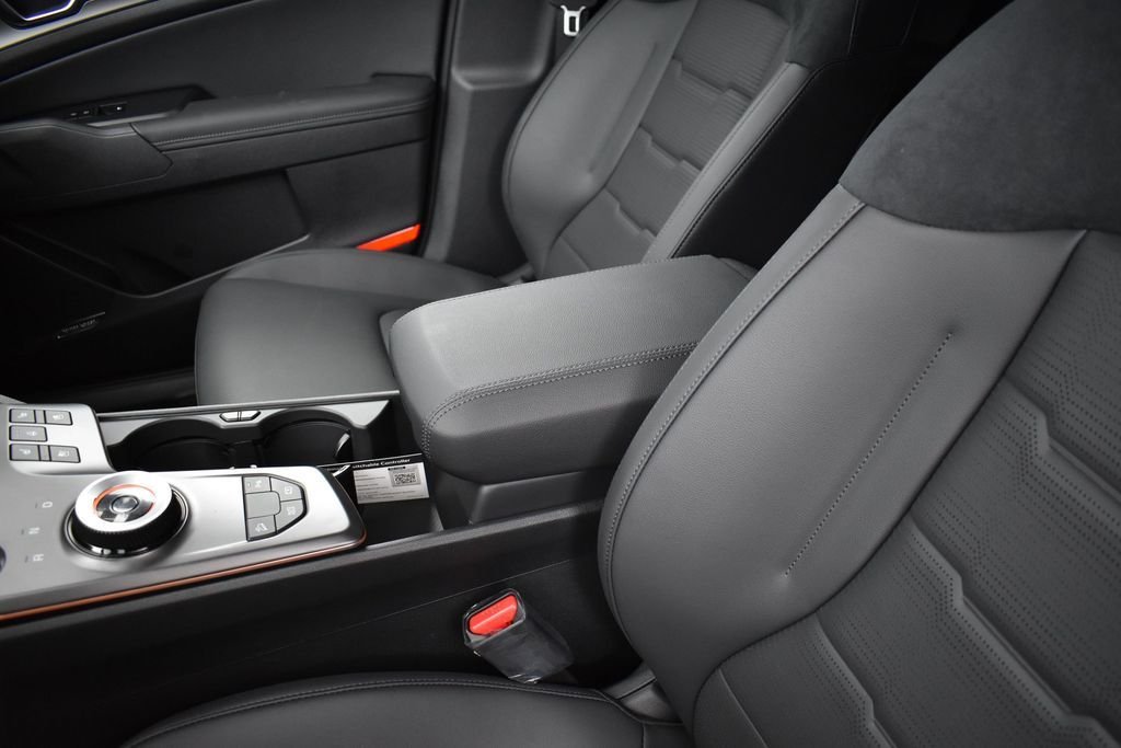 New 2026 Fusion Black Kia SX Prestige image 10