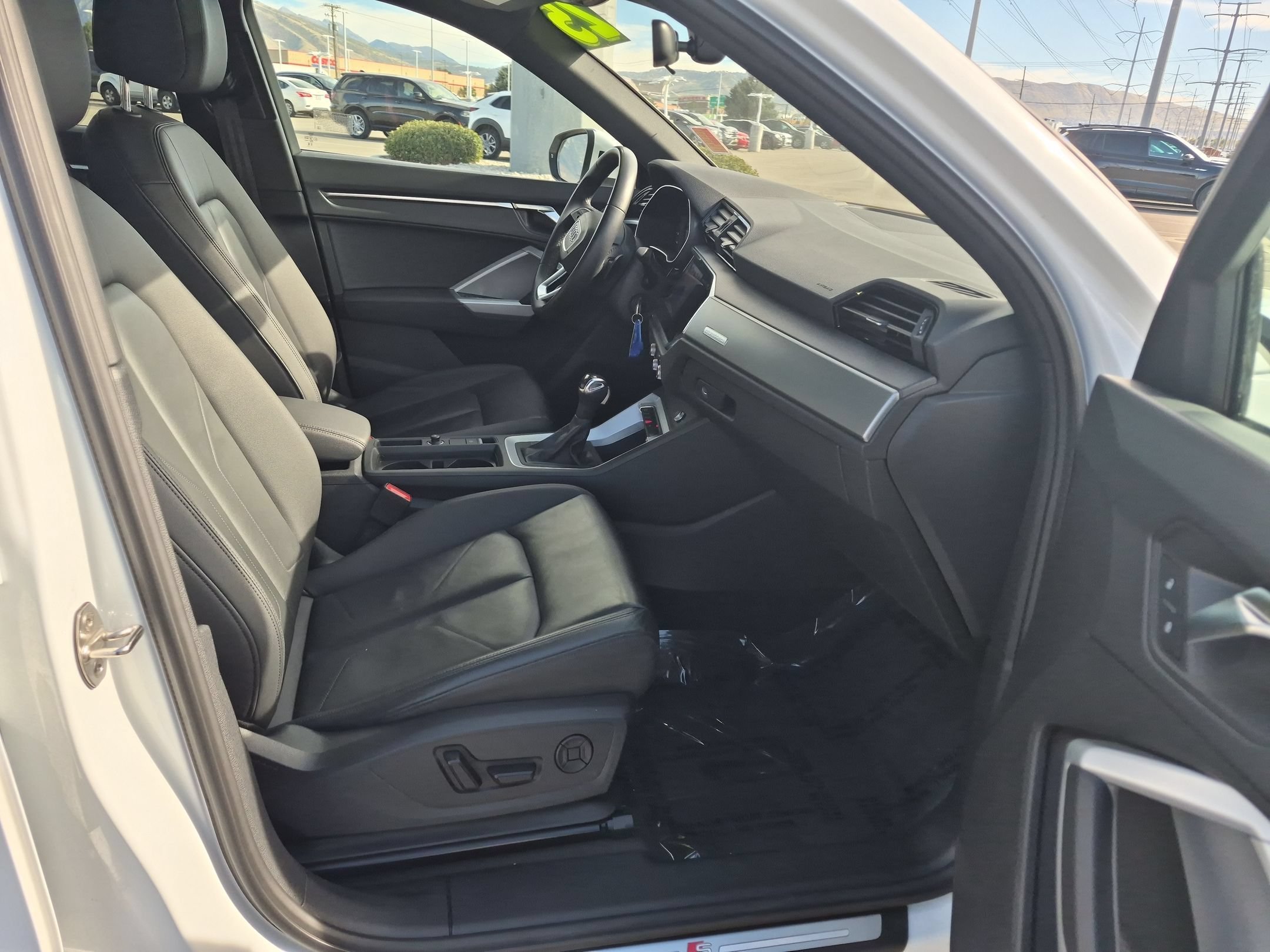 Used 2025 Black Audi S line Premium image 29