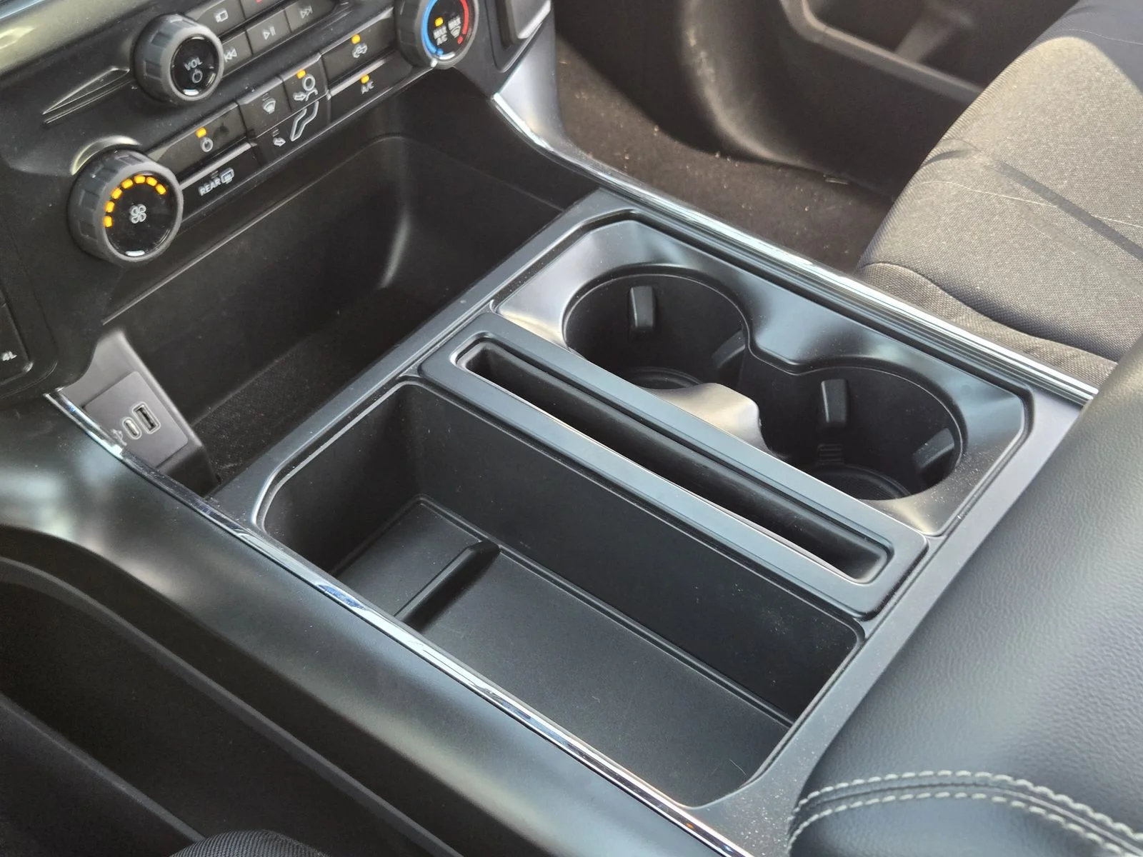 New 2026 Oxford White Ford STX® image 14