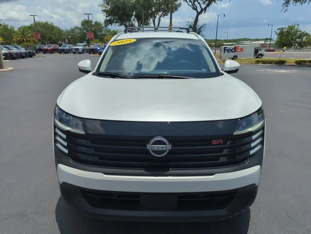 Used 2025 White Nissan SR image 15