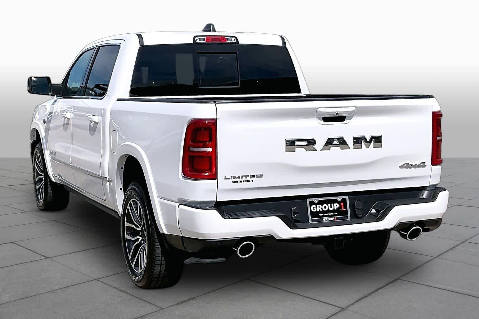 New 2027 Bright White Clear-Coat Exterior Paint RAM Limited image 12