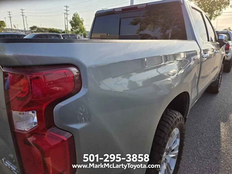 Used 2026 GRAY CHEVROLET 4WD CREW CAB 147" LTZ image 10