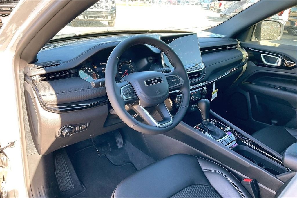 New 2026 Jeep Compass Latitude 4D Sport Utility