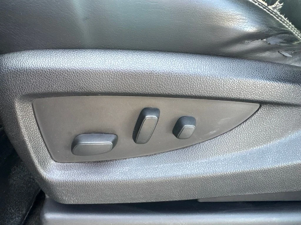 Used 2017 Black GMC Denali image 11
