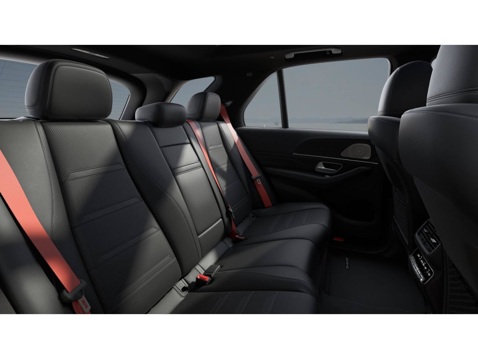 New 2027 MANUFAKTUR Moonlight White Metallic Mercedes-Benz AMG® GLE 53 image 5