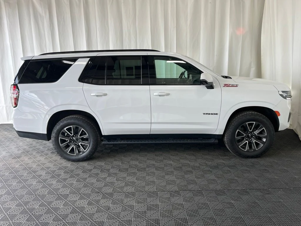 Used 2022 White Chevrolet Z71 image 22