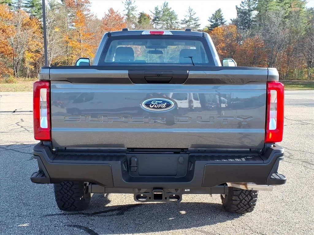 New 2026 Carbonized Gray Metallic Ford XL image 5