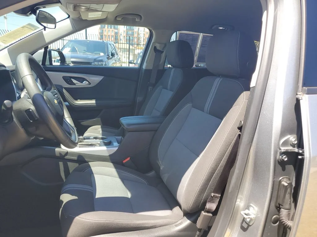 Used 2023 Sterling Gray Metallic Chevrolet 2LT image 17