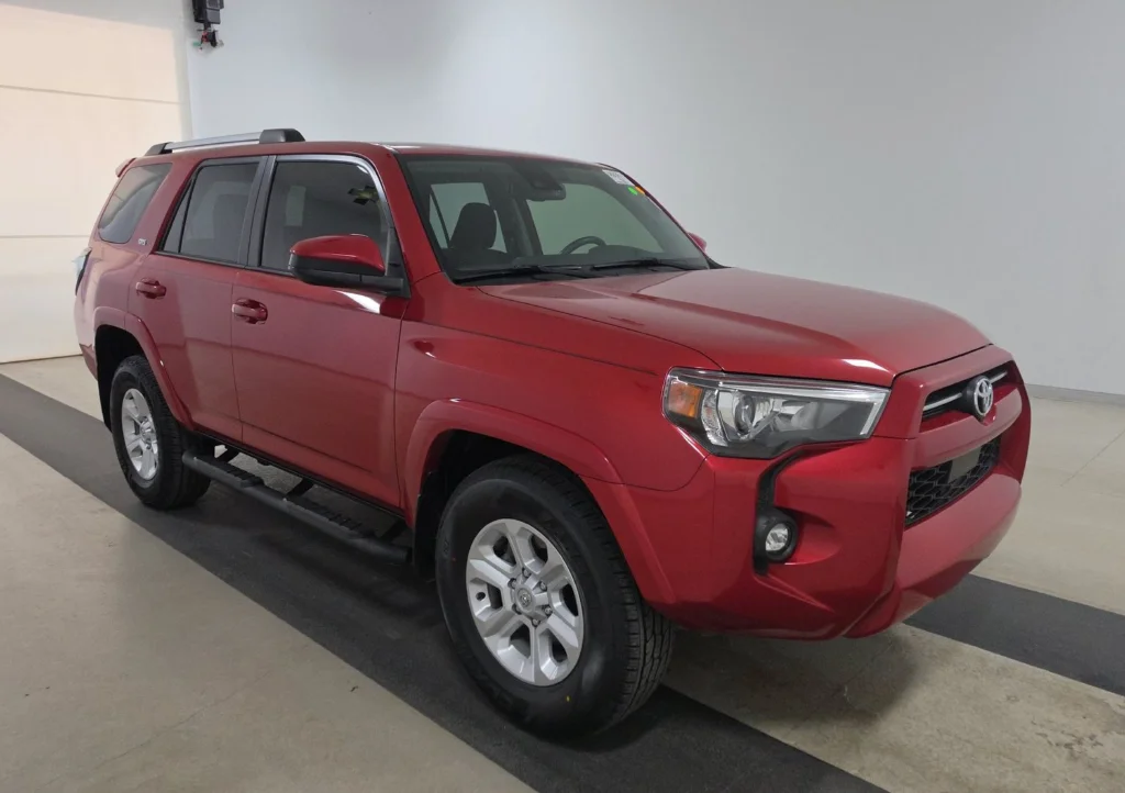 Used 2022 Red Toyota SR5 image 4