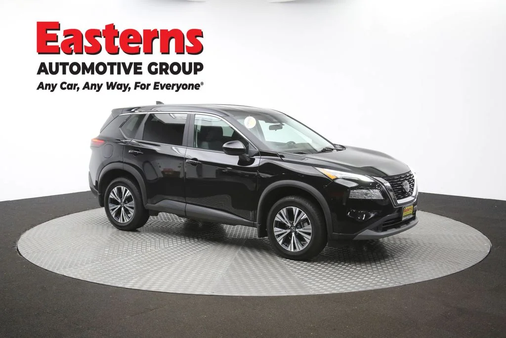 Used 2023 Black Nissan SV image 48