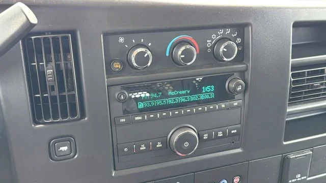 Used 2025 White GMC Work Van image 29