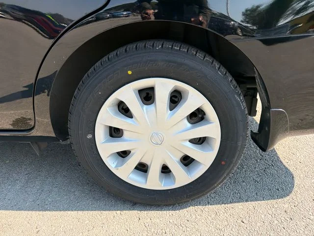 Used 2019 Black Nissan 1.6 S Plus image 31