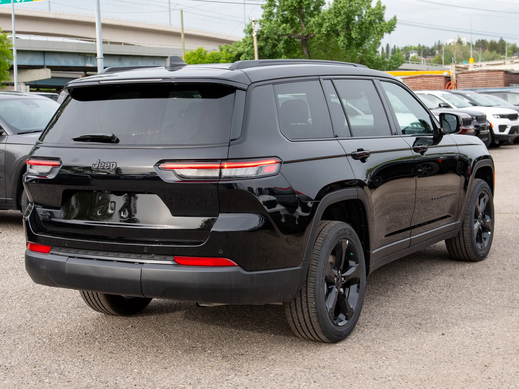 New 2025 Black Jeep Altitude* 4x4, Sunroof, Remote Start, Heated Seats image 5