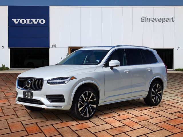 2022 Volvo XC90 Momentum