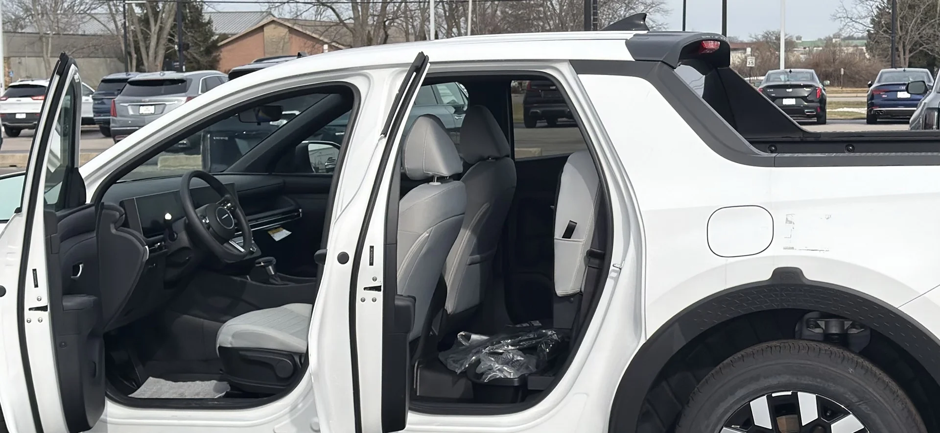 New 2026 Atlas White Hyundai SE image 8