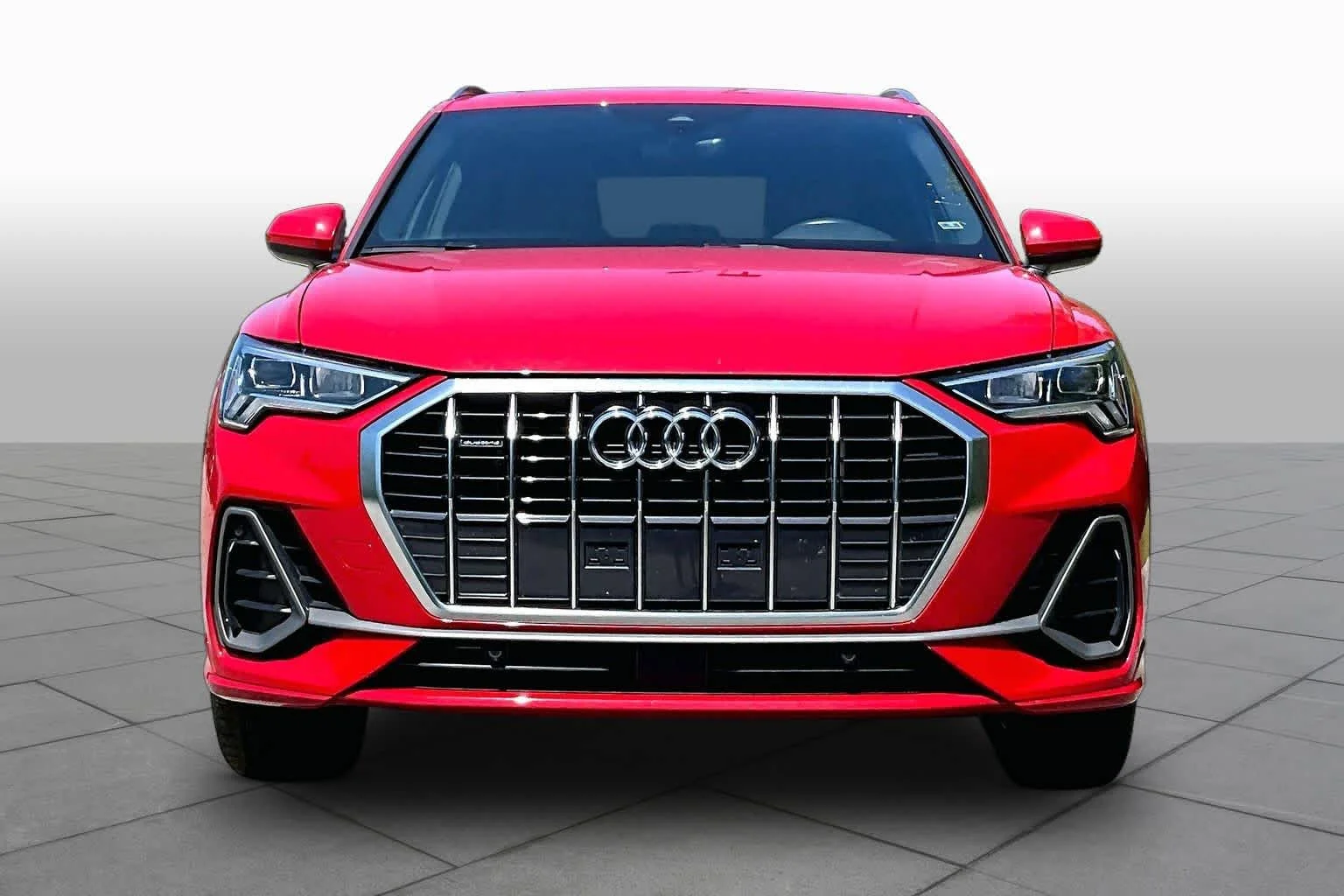 Certified Used 2025 Progressive Red Audi S line Premium image 4