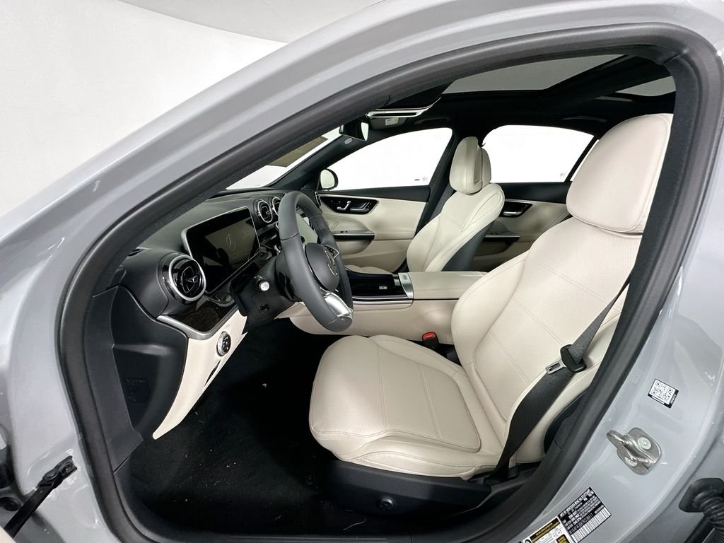 New 2026 MANUFAKTUR Alpine Grey Mercedes-Benz C 300 image 21