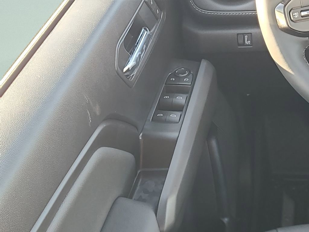 2026 Chevrolet Colorado LT - Photo 19