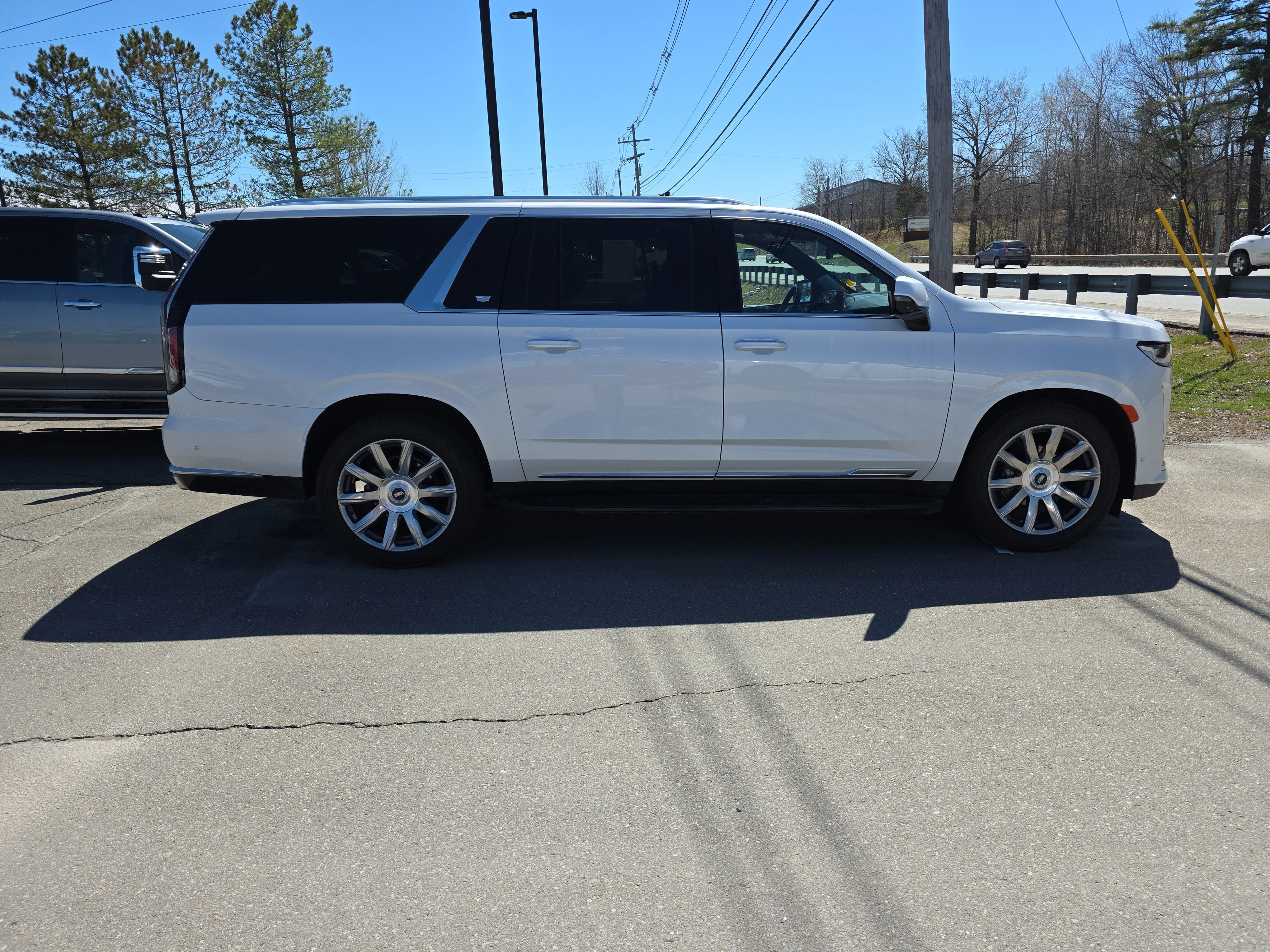 Used 2024 Crystal White Tricoat Cadillac 4WD Premium Luxury Platinum image 13