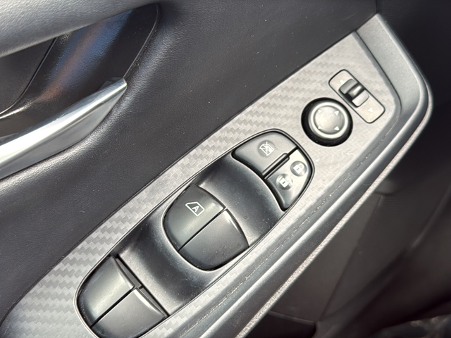 Used 2023 White Nissan SV image 29