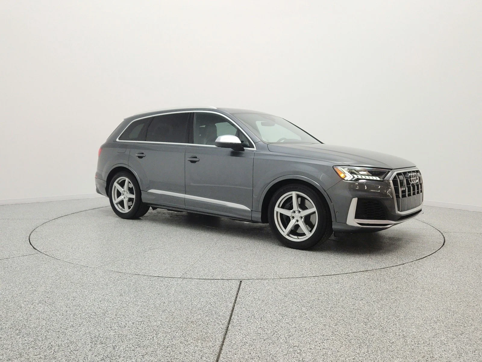 Used 2022 Daytona Gray Pearl Effect Audi Premium Plus image 3