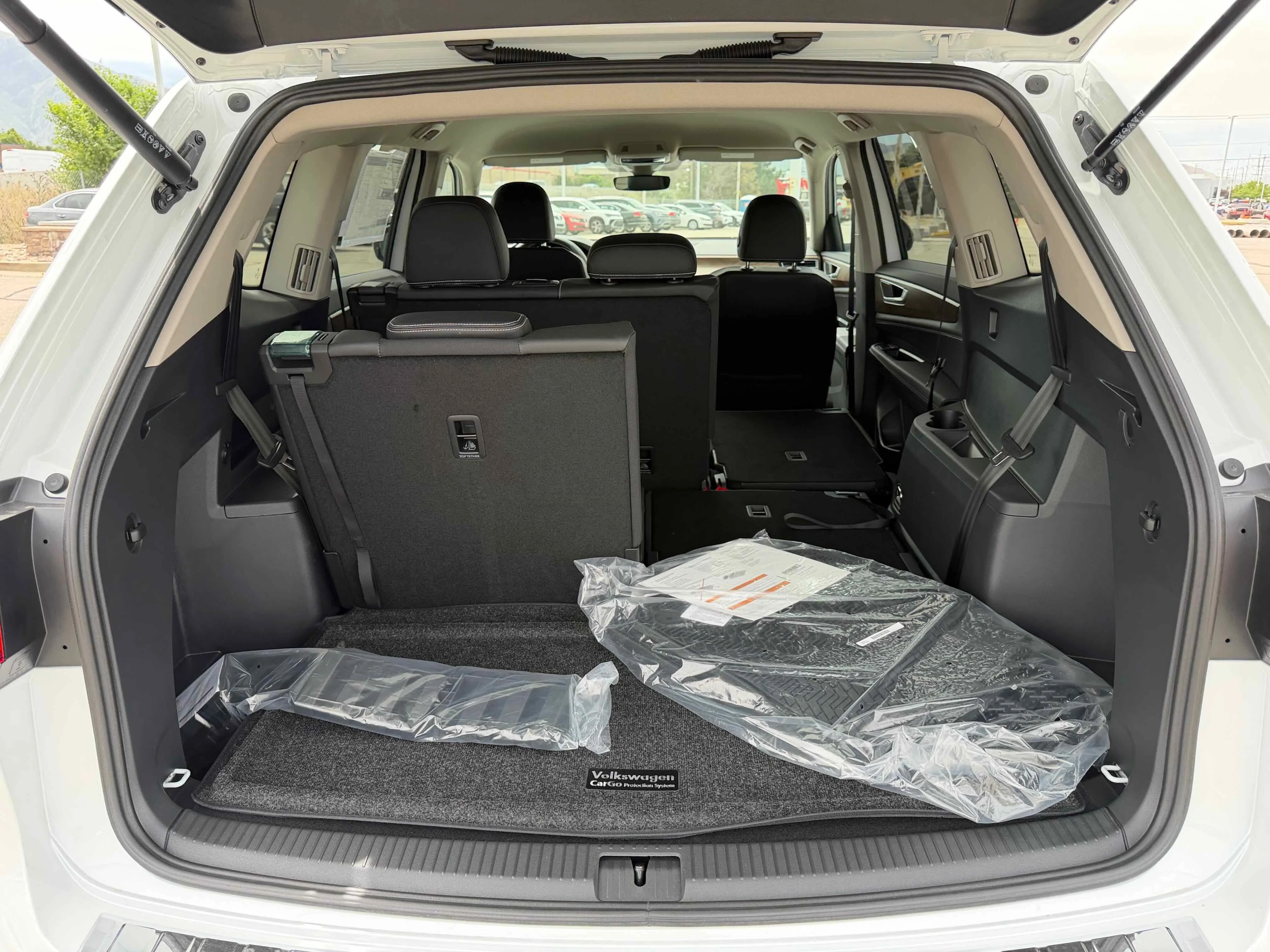 New 2026 Opal White Volkswagen 2.0T SE image 30