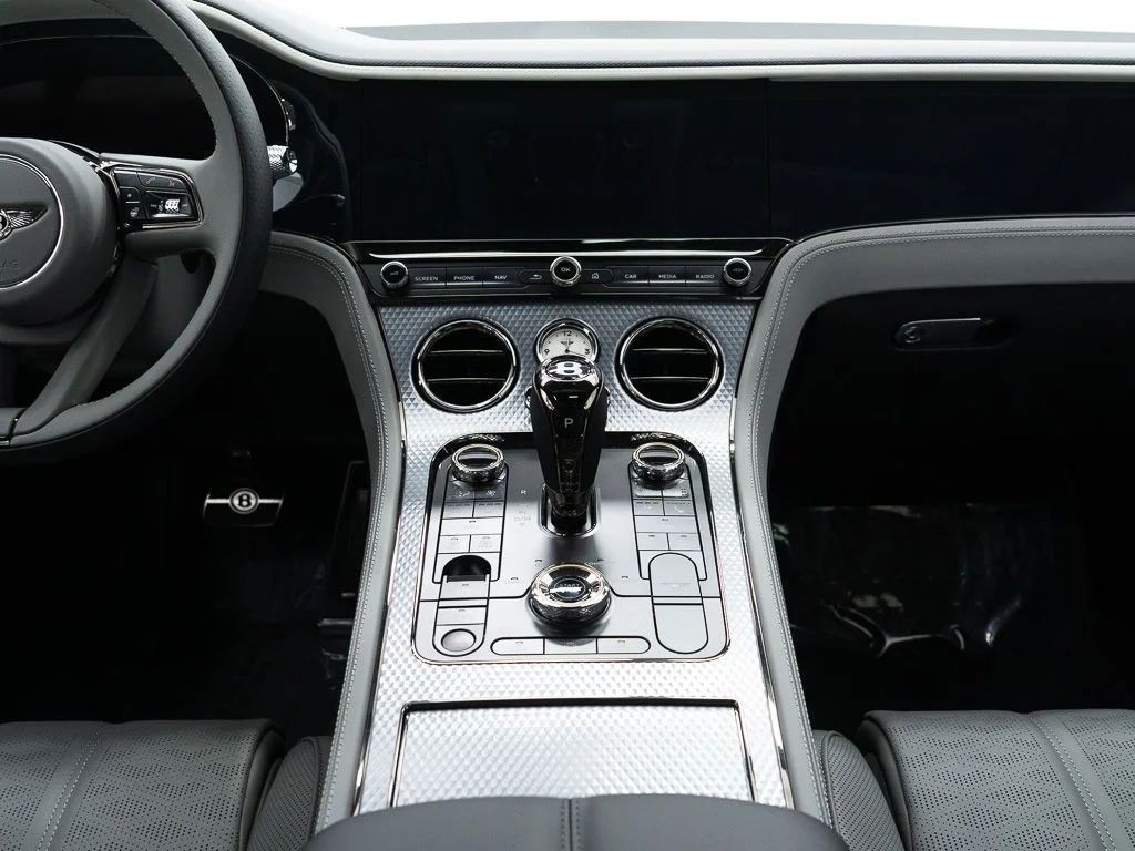New 2026 Beluga Bentley Mulliner image 27