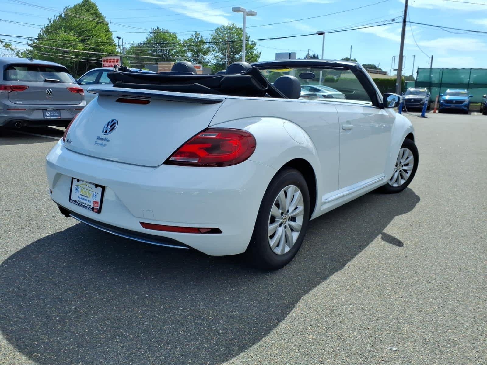 Used 2018 Pure White/Black Roof Volkswagen S image 5
