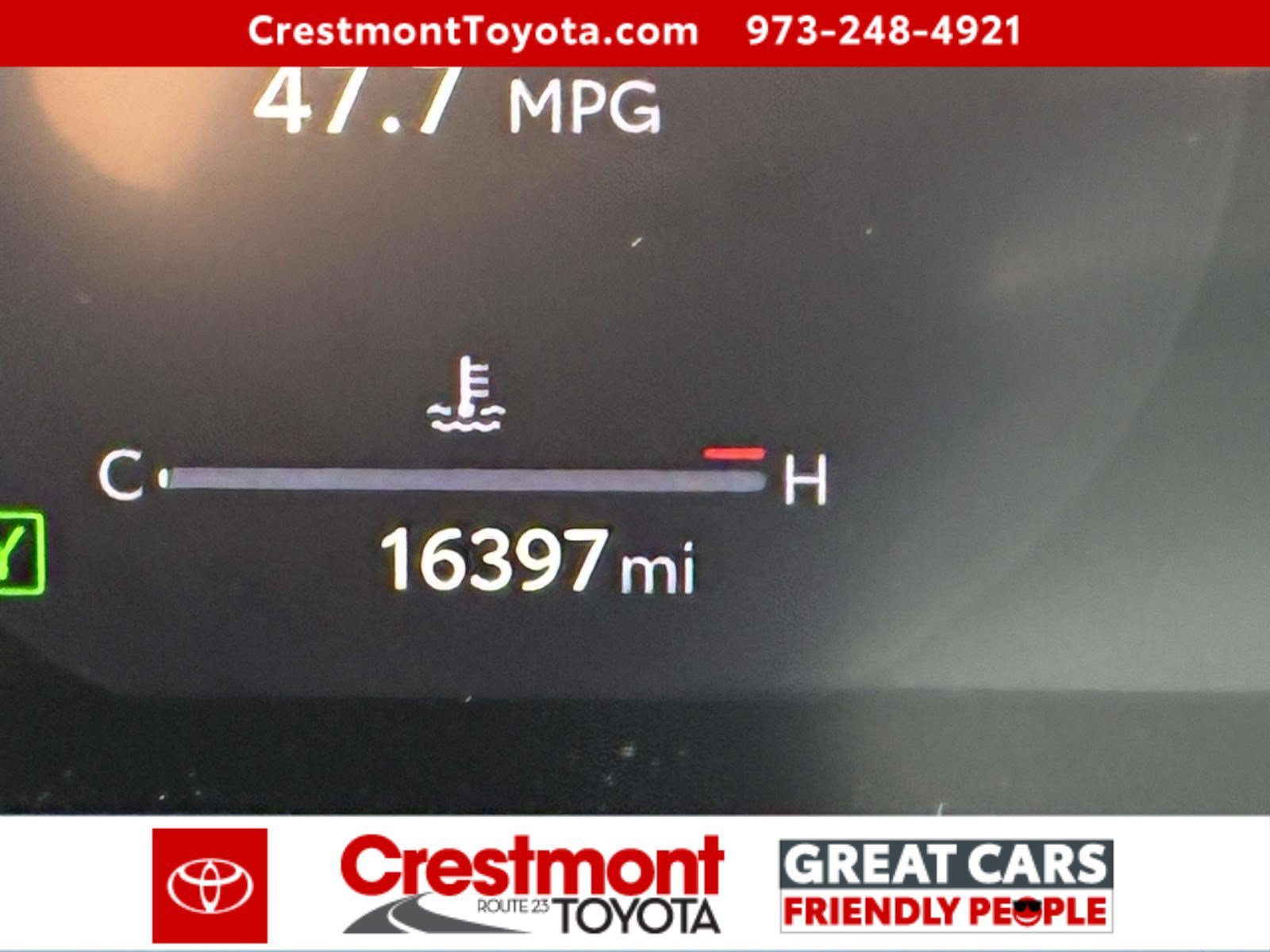 Certified Used 2026 Midnight Black Metallic Toyota XLE Premium image 21